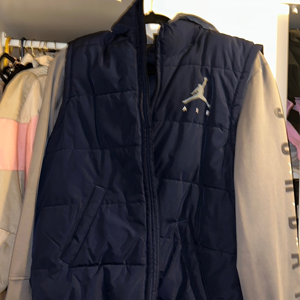 air jordan puffed coat